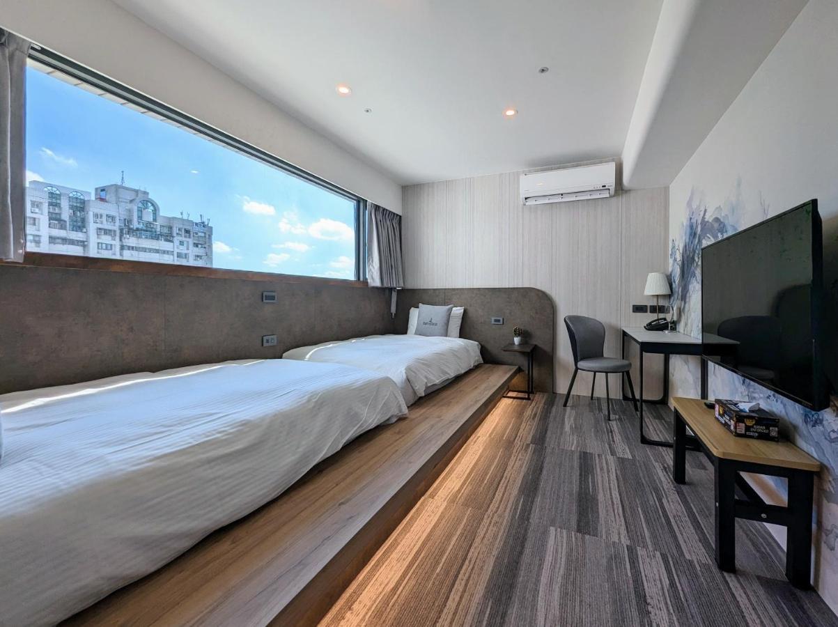 K Hotel - Yizhong Taizhong Zewnętrze zdjęcie