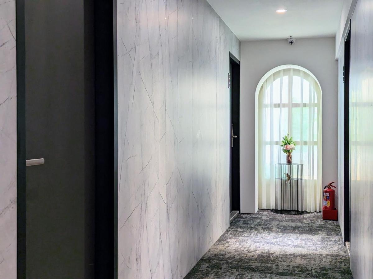 K Hotel - Yizhong Taizhong Zewnętrze zdjęcie