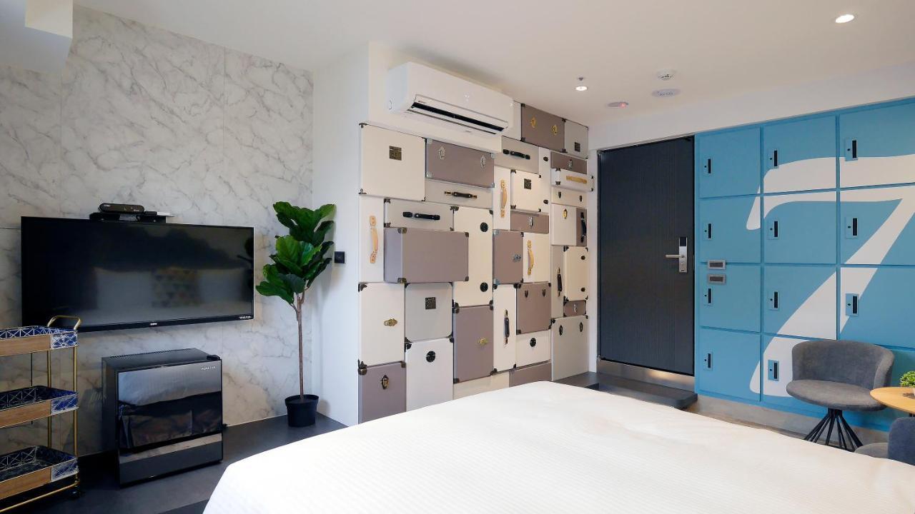K Hotel - Yizhong Taizhong Zewnętrze zdjęcie